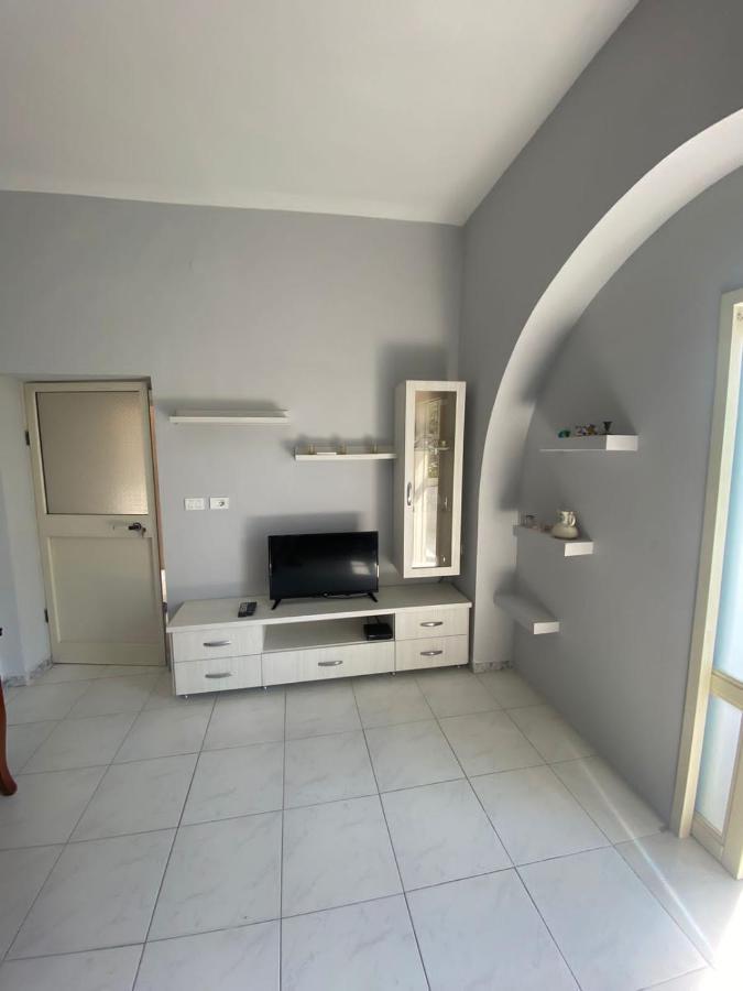 Vollga Promenade Lovely 2 Bedroom Apartment Дуррес Экстерьер фото